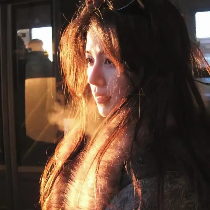 杀了我，怪物 海报